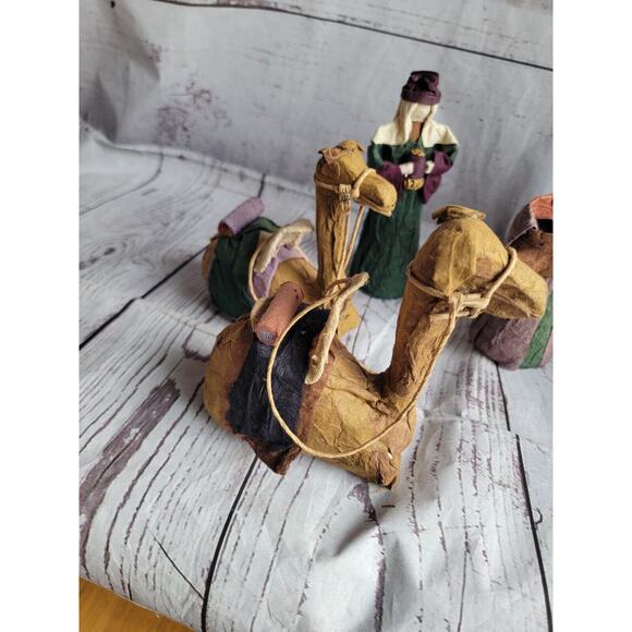 Vintage Folk Art Nativity Set Paper mache? Felt? Made In Philippines READ - Picture 8 of 16